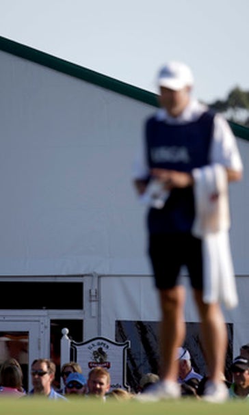 Oakmont's 1st family of caddies likes watching pros 'suffer'